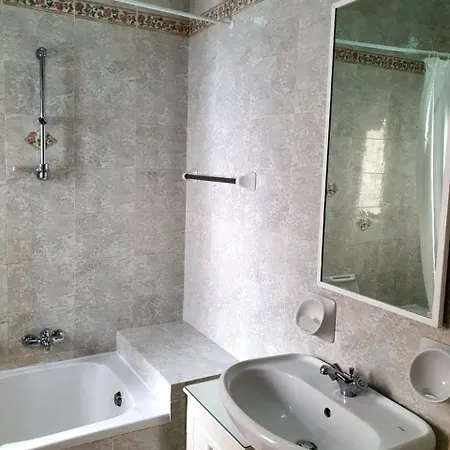 Waterfront Panorama Massive Three Bedrooms Flat S8 Sliema