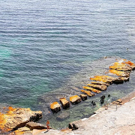 Waterfront Panorama Massive Three Bedrooms Flat S8 Sliema